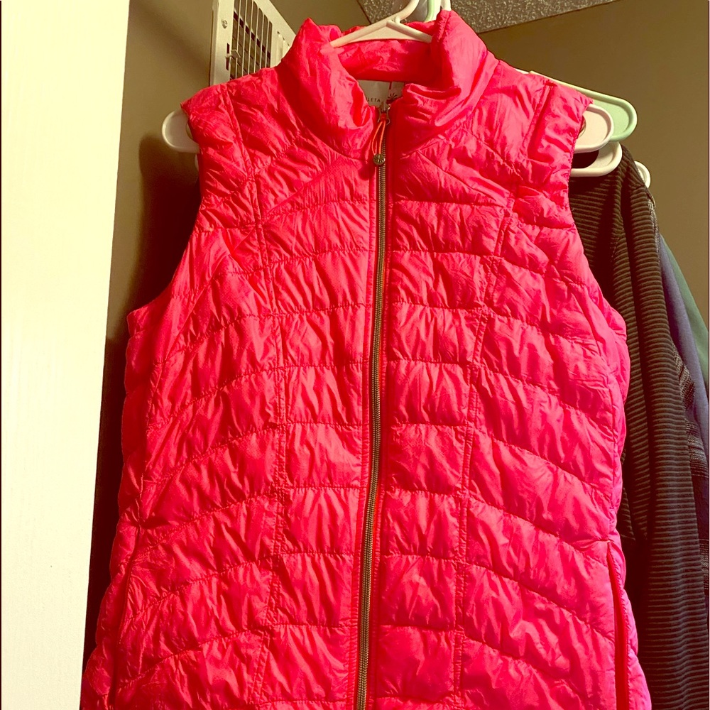 COPY - Athleta puffer vest